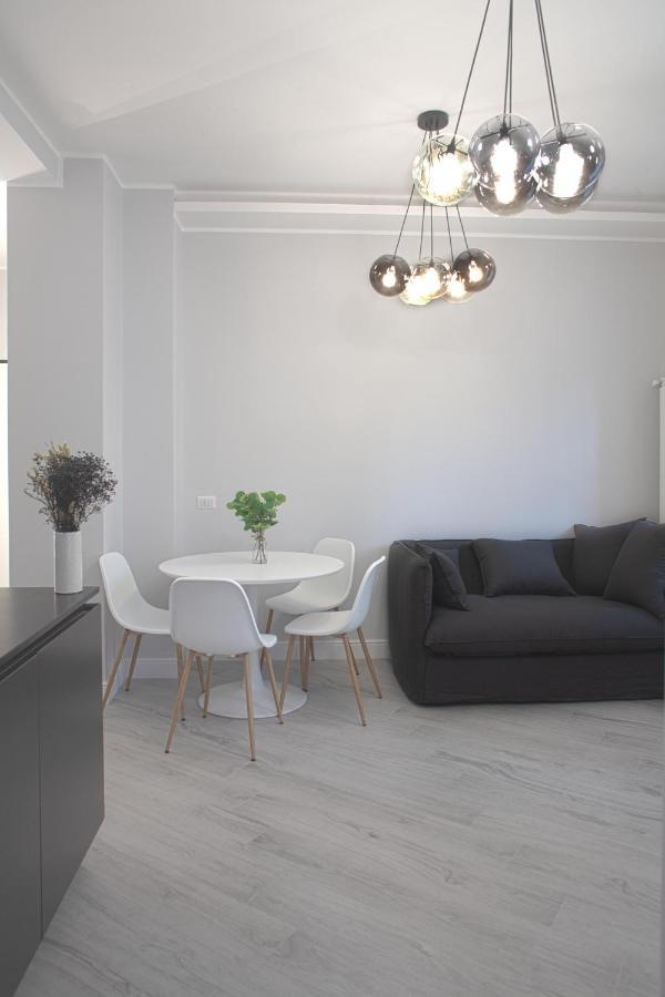 Bnbutler - Pergolesi, 6 - Accogliente E Moderno A Due Passi Da Tutto Milan Extérieur photo